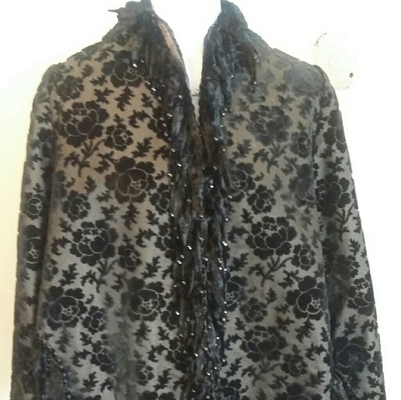 My Antique Victorian Velvet Quilted Mantel Cape - Picture 5 of 6